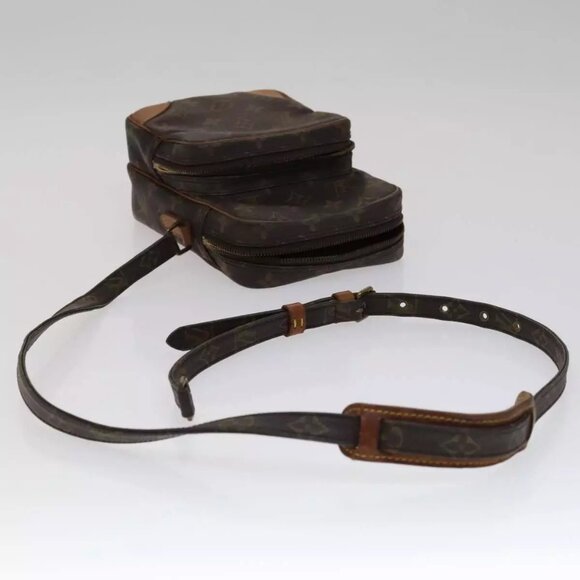 LOUIS VUITTON Monogram Amazon Shoulder Bag - Picture 6 of 16